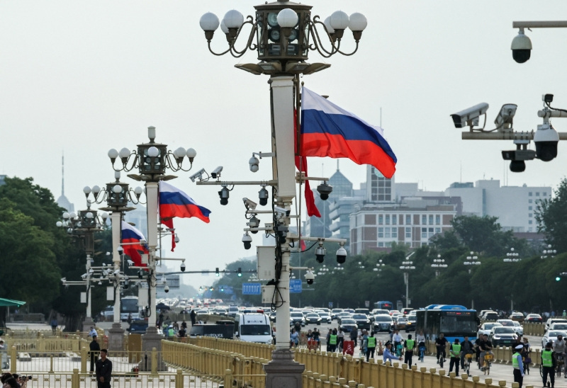 China’s Xi, Russia’s Putin praise ties at Beijing talks; energy in focus
