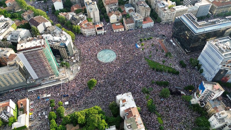 Police and protesters clash in Serbia as crowds demand president’s exit
