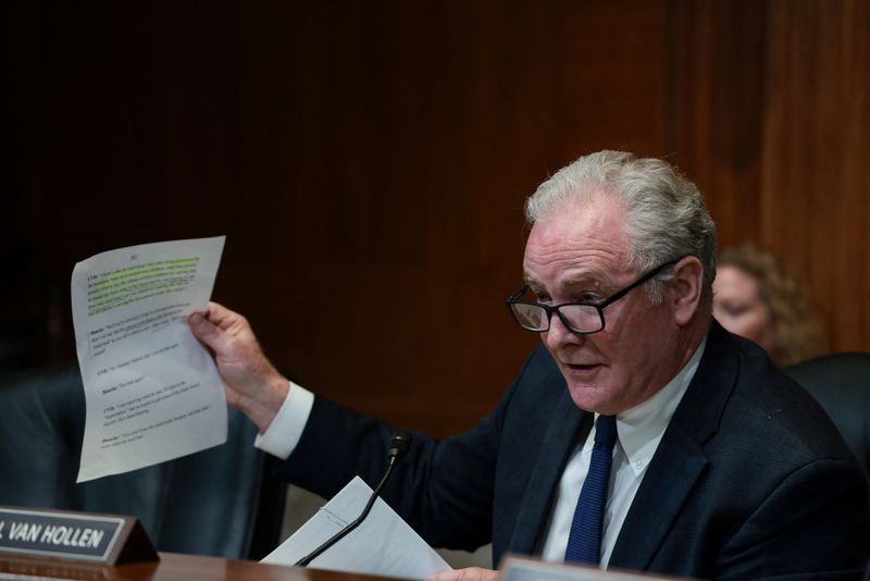 Possible deal on Iran divides US lawmakers largely along party lines