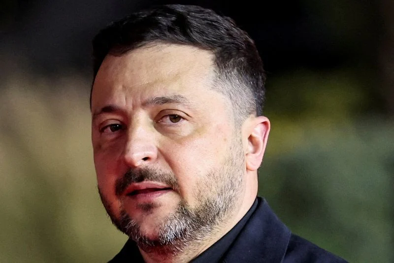 Ukraine’s Zelenskiy seeks progress on peace talks before winter