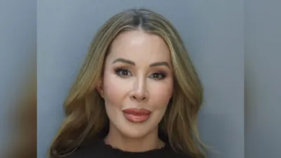 Lisa Hochstein Faces 5 Years