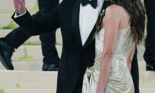 Hugh Jackman and Sutton Foster