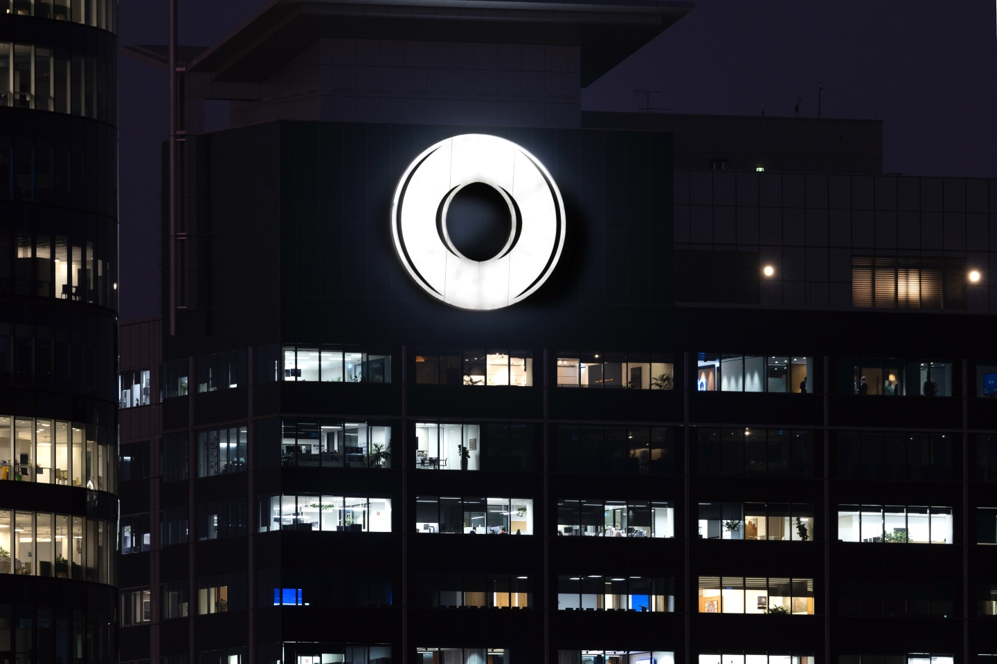 Investment bank Macquarie posts second-highest profit