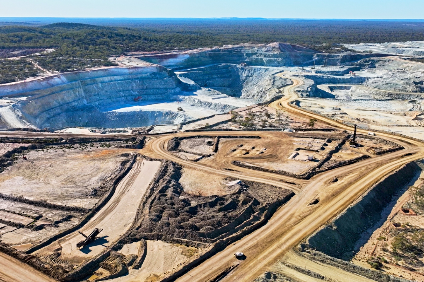 MinRes, Ganfeng invest $490m in Mt Marion underground lithium expansion