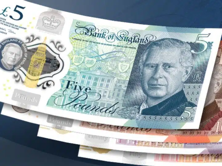 Image of UK banknotes, illustrating pay ratio between CEOs and workers