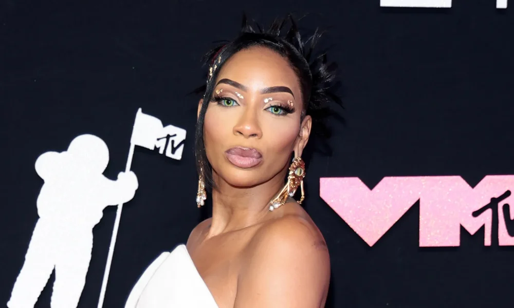 Whew, Chile! Victoria BroRilla Woods Goes OFF After Tommie Lee Reacts To Her Rockin A 30-Inch Wig