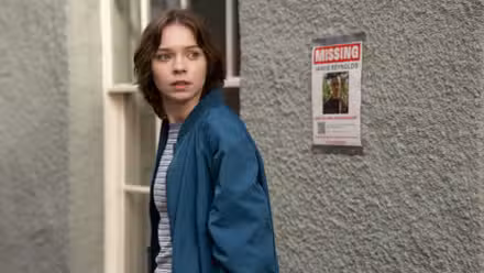 Emma Myers as Pip in 'A Good Girl's Guide to Murder'
