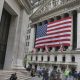 S&P 500, Nasdaq end higher, notch weekly gains