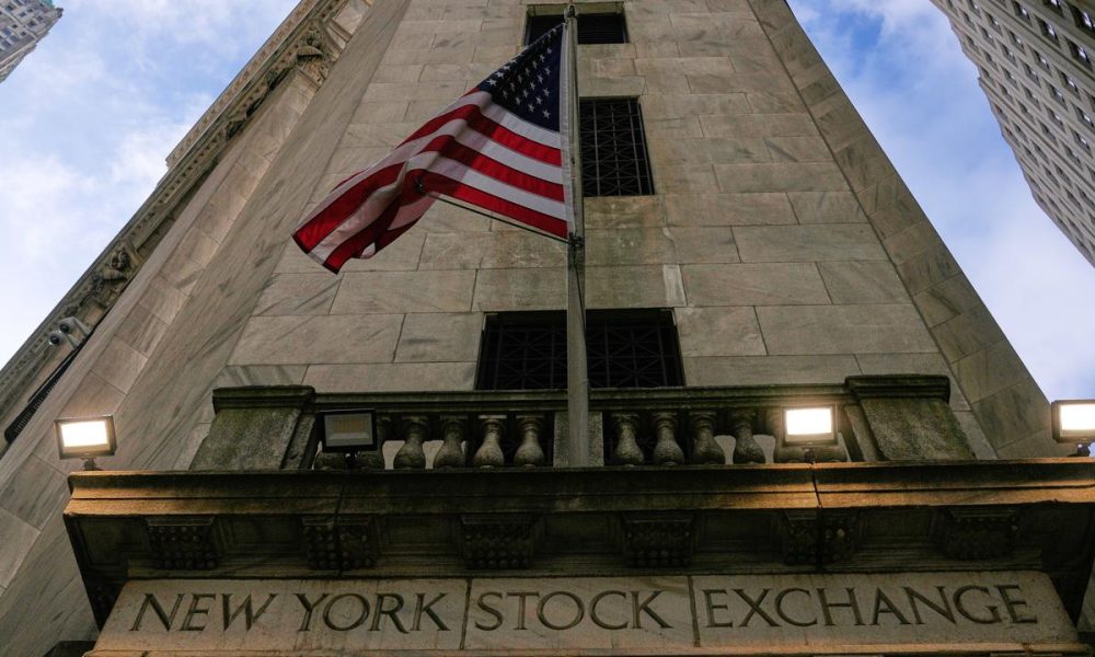 Wall St ends lower as inflation worries push up yields