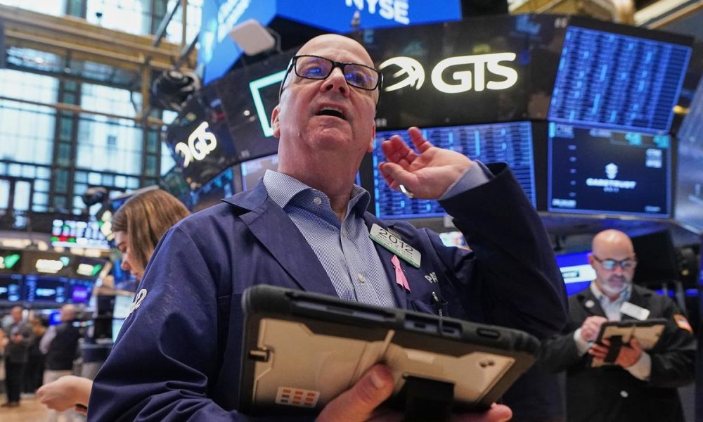 Wall Street ends higher as shares in tech firms rally