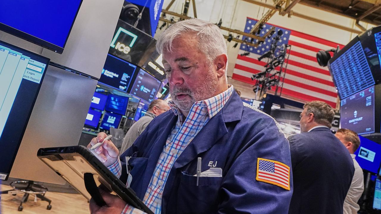 Wall Street ends lower on mounting inflation worries