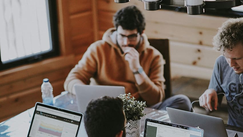 Why some platforms die and why others shine in AI era