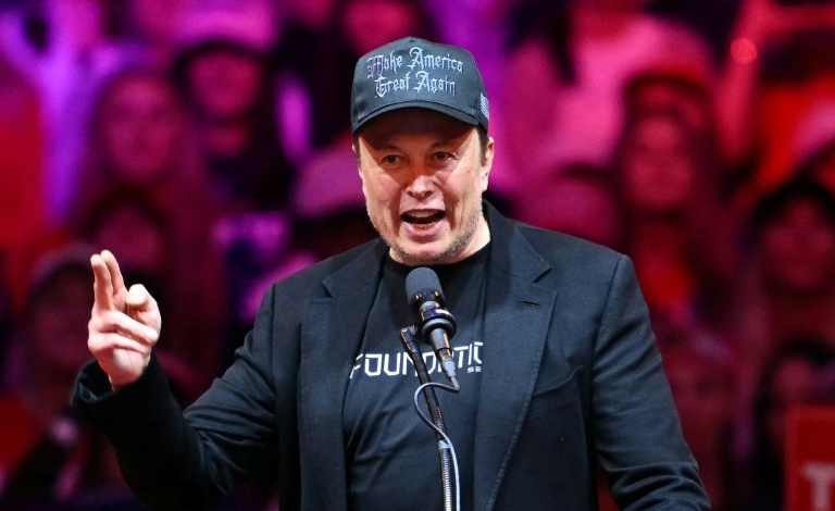 Concerns are growing in the Uk that Tesla and SpaceX CEO Elon Musk is cosying up to hard-right firebrand UK lawmaker Nigel Farage