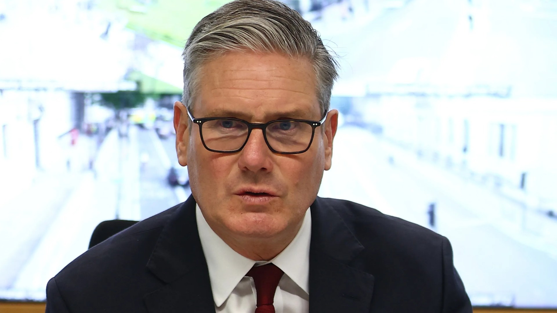 Starmer branded political lame duck as Labour mutiny grows amid fears he could quit rather than fight leadership battle
