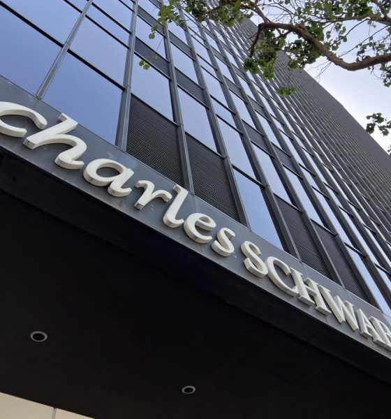Charles Schwab begins rollout of spot BTC, ETH trading for U.S. retail customers