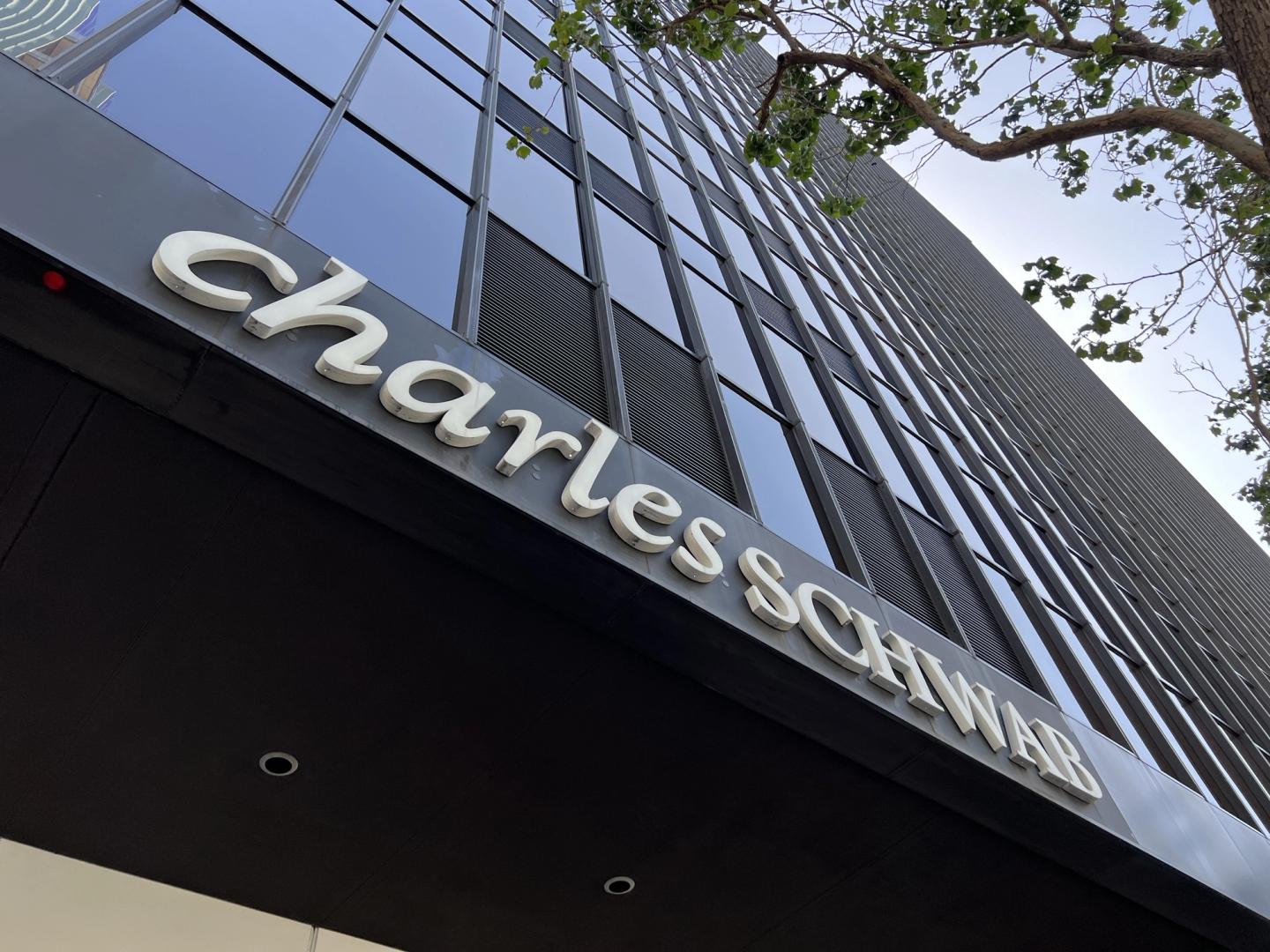 Charles Schwab begins rollout of spot BTC, ETH trading for U.S. retail customers