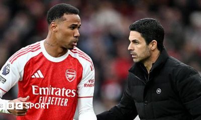 Arsenal manager Mikel Arteta talks to defender Gabriel