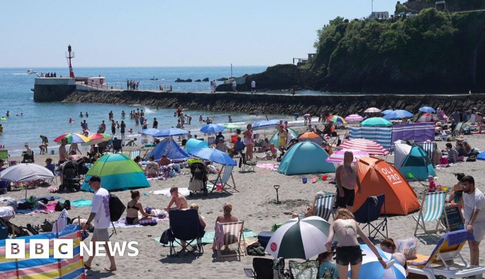 Bank holiday sun boosts South West tourism
