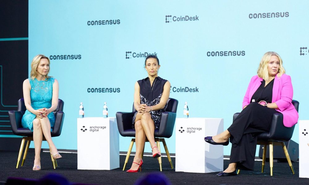 Crypto industry cheers Senate Clarity Act markup date as market structure push resumes