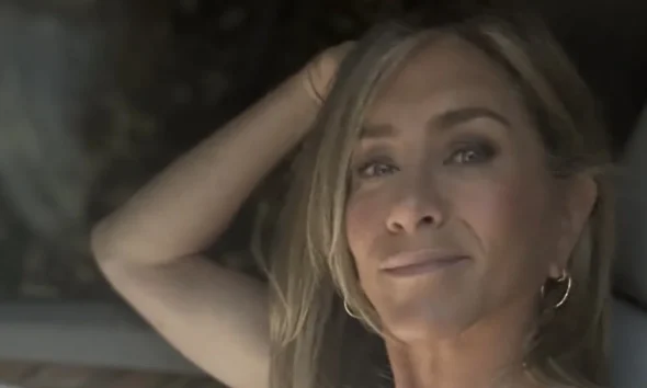 Jennifer Aniston Says Her Signature California Glow 'Didn't Just Fall Off a Truck' — Here’s How She Masters It