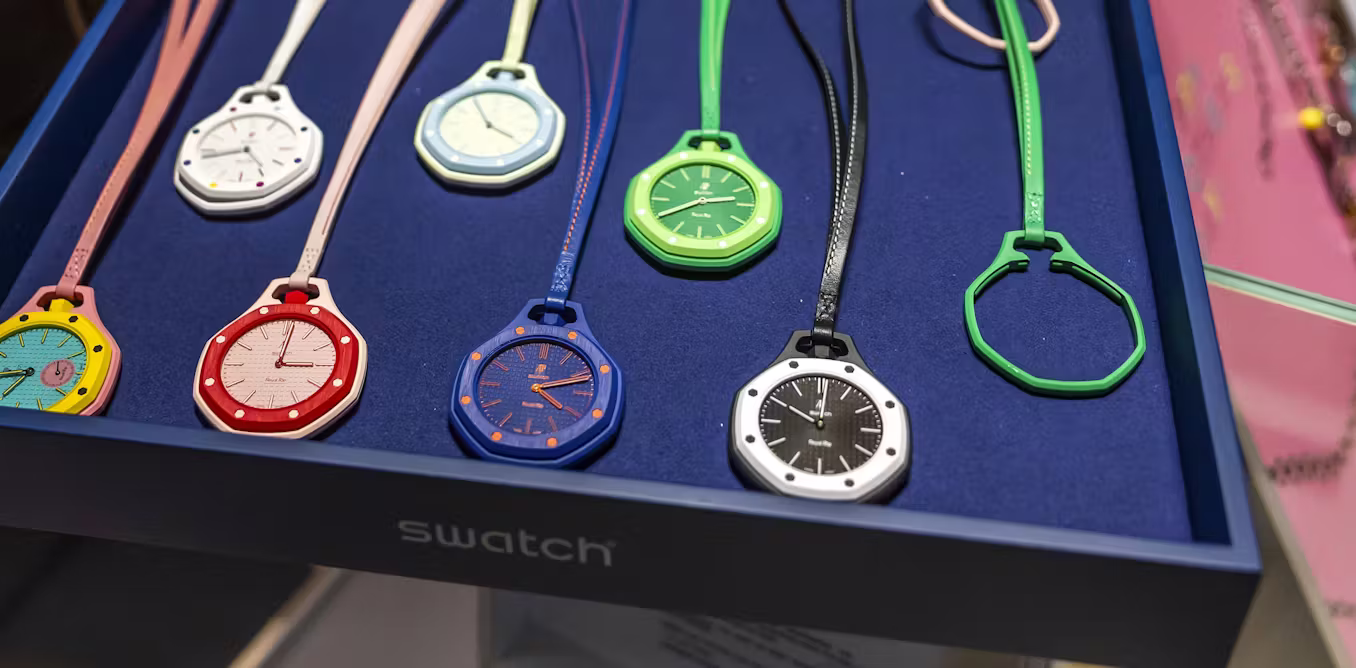why are people fighting over pocket watches?