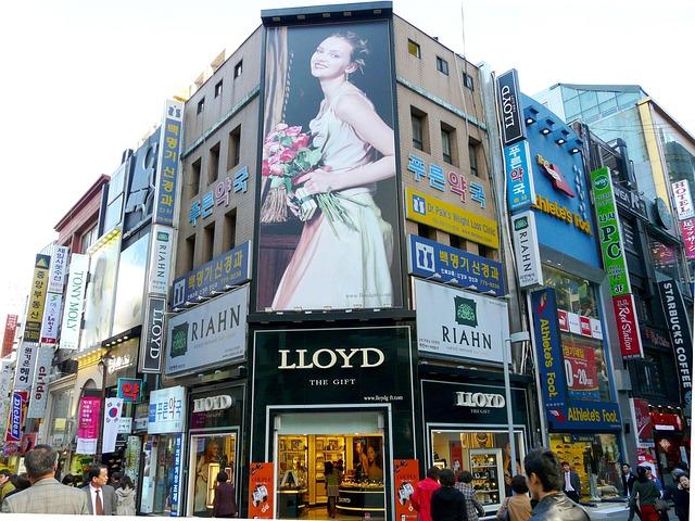 How to Create a Fashion Marketing Campaign