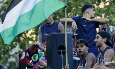 Lamine Yamal criticised for waving Palestine flag at Barcelona trophy parade by Hansi Flick