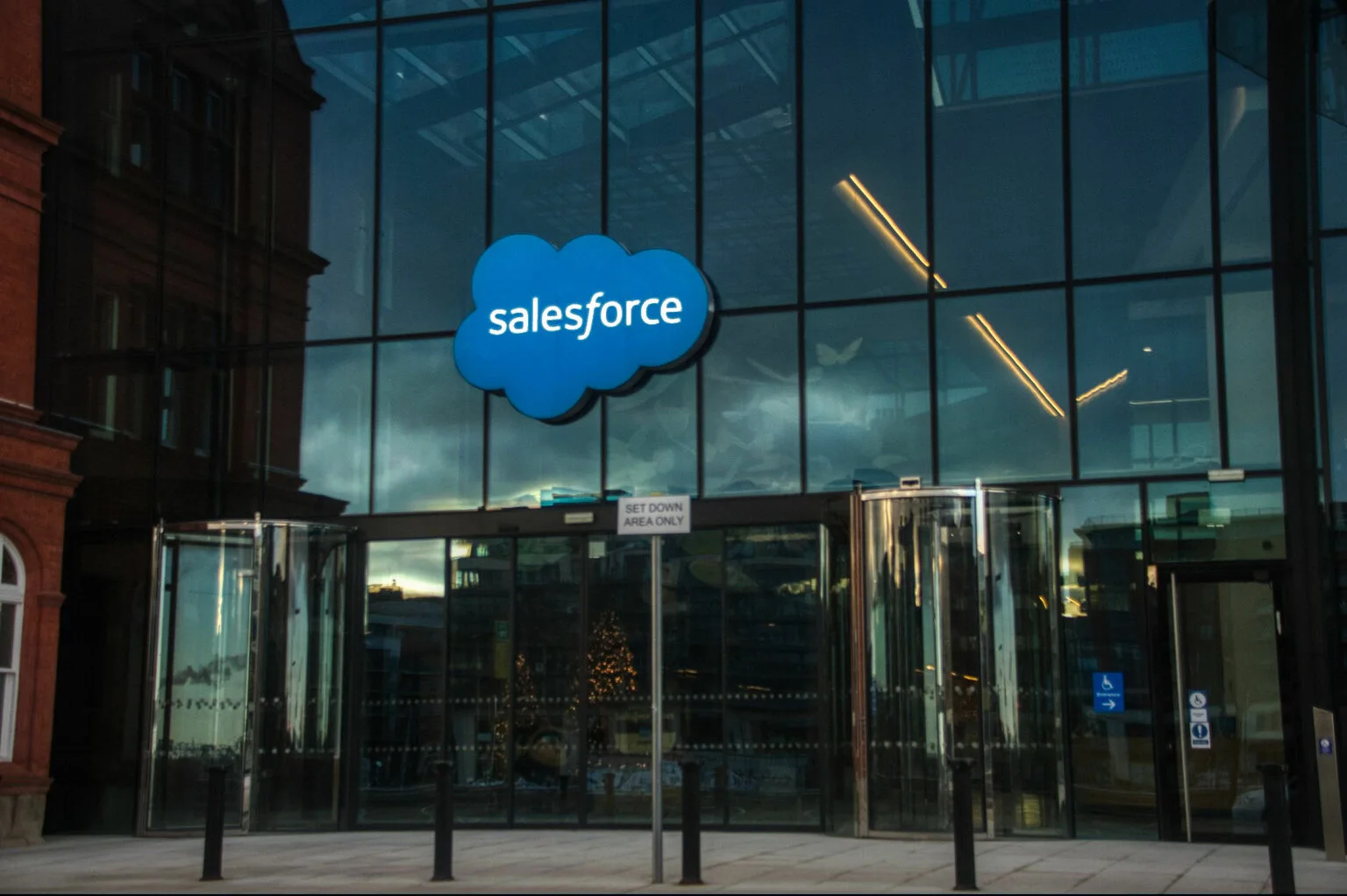 Salesforce: Nobody Dares Buy It But I Will