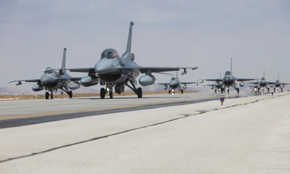 V2X: The Stock Presents A Buying Opportunity In Defense (NYSE:VVX)