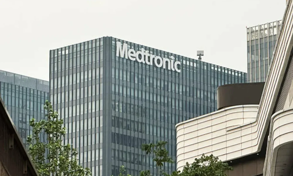 Medtronic's Fair Value Falls Between Caution And Optimism