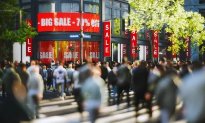 April U.S. Retail Sales Rise As Expected; Default Risk Climbs