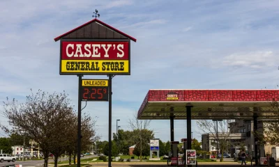 Casey's General Stores Stock: Growth At An Unreasonable Price (NASDAQ:CASY)