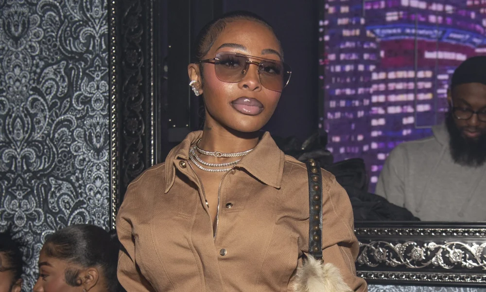 Girl BYE! Jayda Cheaves Shuts Down Troll Criticizing Her Appearance & Folks Are Going Off (VIDEO)