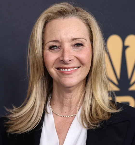 Lisa Kudrow at NBC's 'Carol Burnett: 90 Years Of Laughter + Love' Birthday Special
