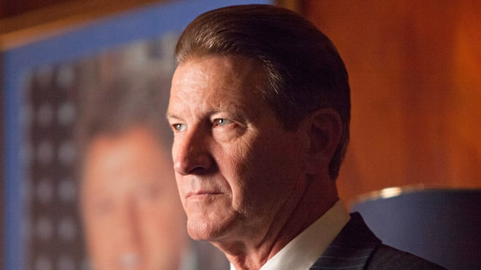 Brett Cullen in Narcos Season 3