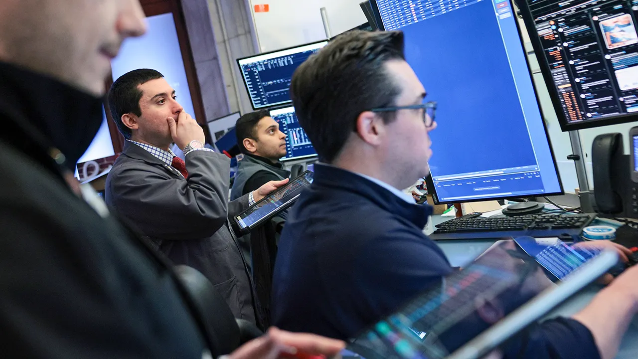 Economist Gary Shilling warns US recession is 'almost inevitable' in 2026