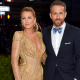 Ryan Reynolds (L) and Blake Lively attend the "Rei Kawakubo/Comme des Garcons: Art Of The In-Between" Costume Institute Gala at Metropolitan Museum of Art May 1, 2017 in New York City.