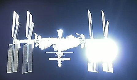 SpaceX Dragon Successfully Docks with ISS in Latest NASA Cargo