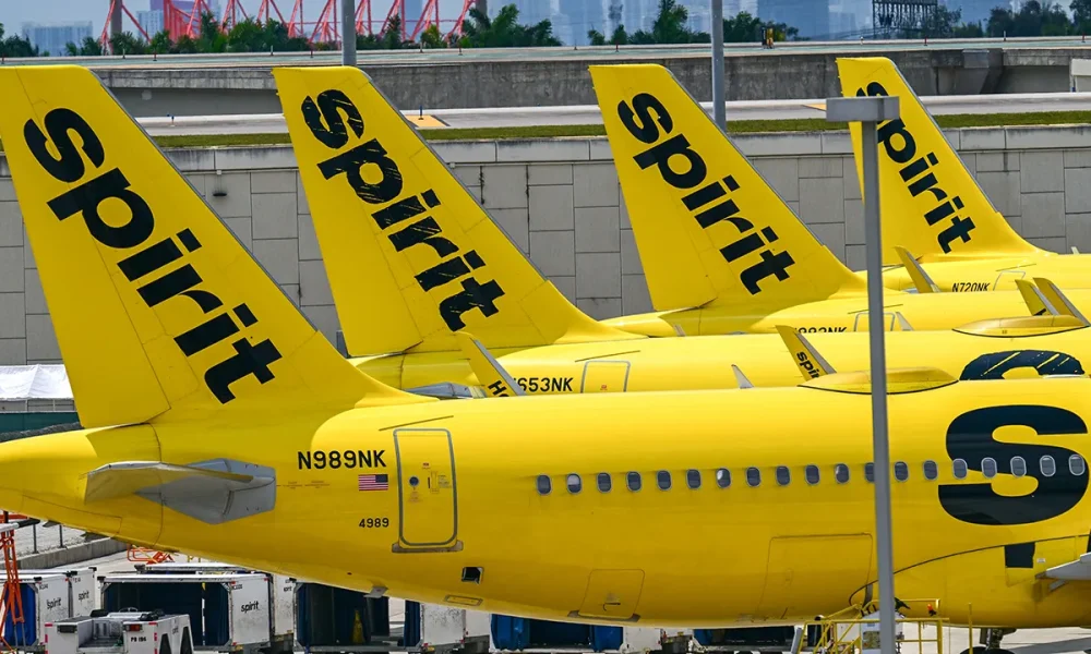 Southwest honors Spirit Airlines captain after retirement flight canceled