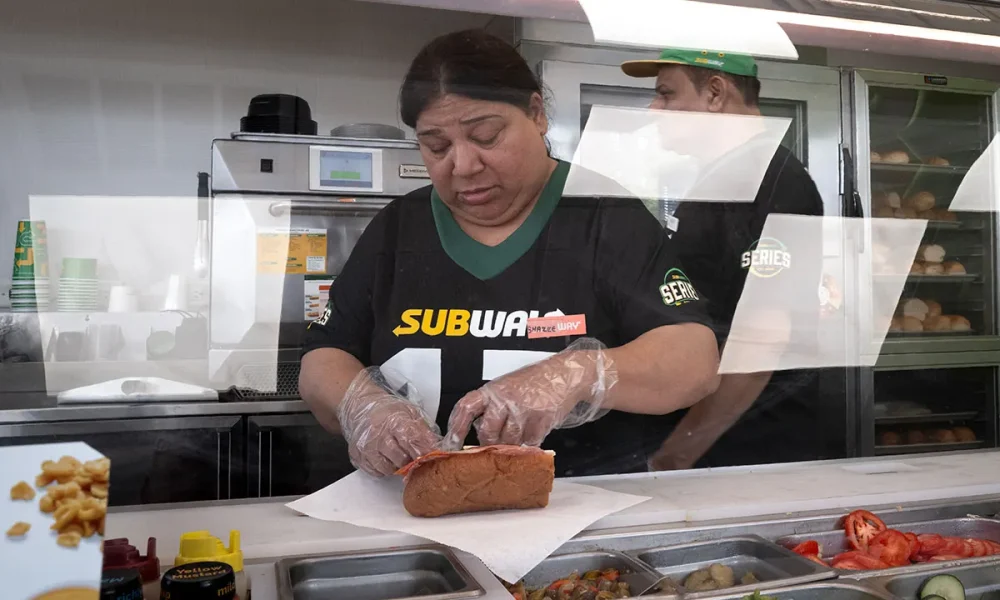 Subway closes 729 US stores as footprint shrinks despite profit surge