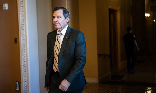 This moderate Republican senator is already eyeing the exits 16 months into his term