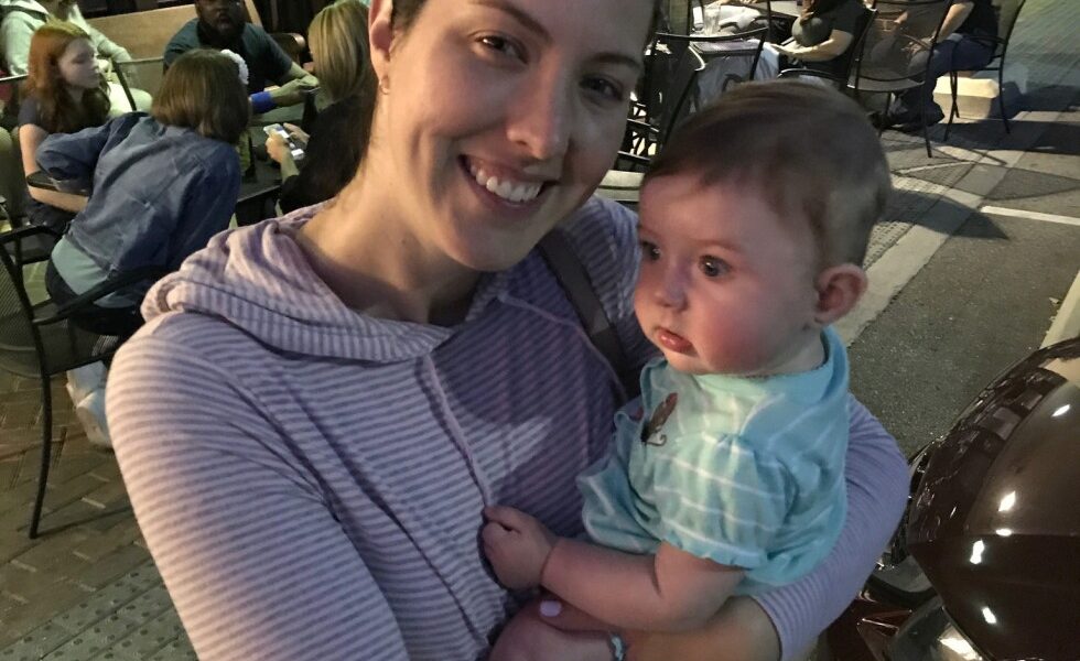 How to tell the difference between baby blues and postpartum depression
