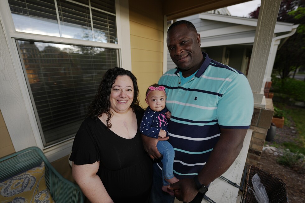 Parents push for NICU leave after wins in Colorado and Illinois