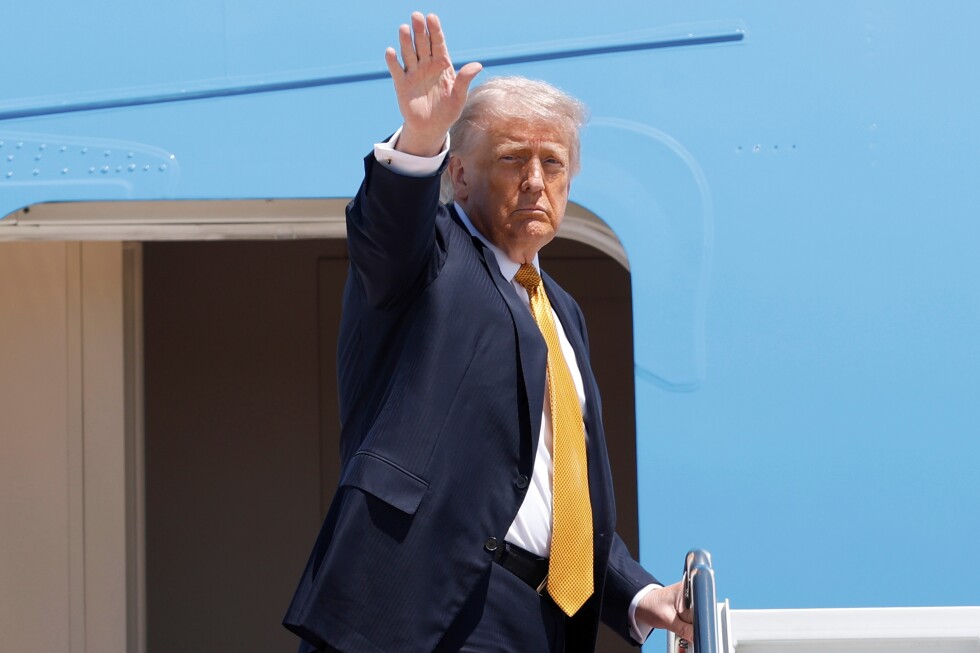 Trump set to arrive in Beijing for talks with Xi
