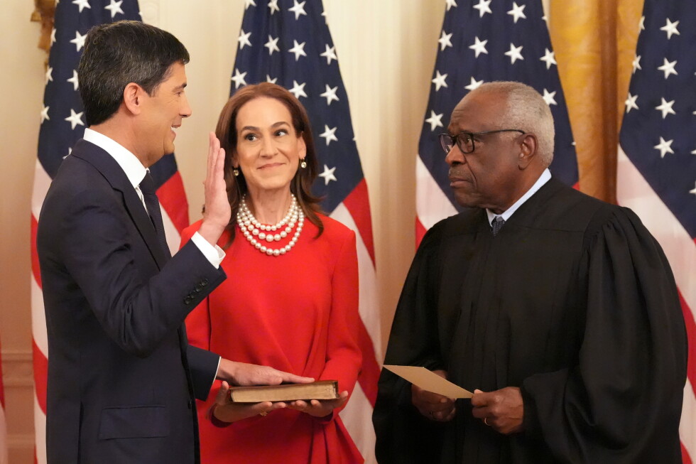 Warsh is sworn in as the new Fed chair during a White House ceremony