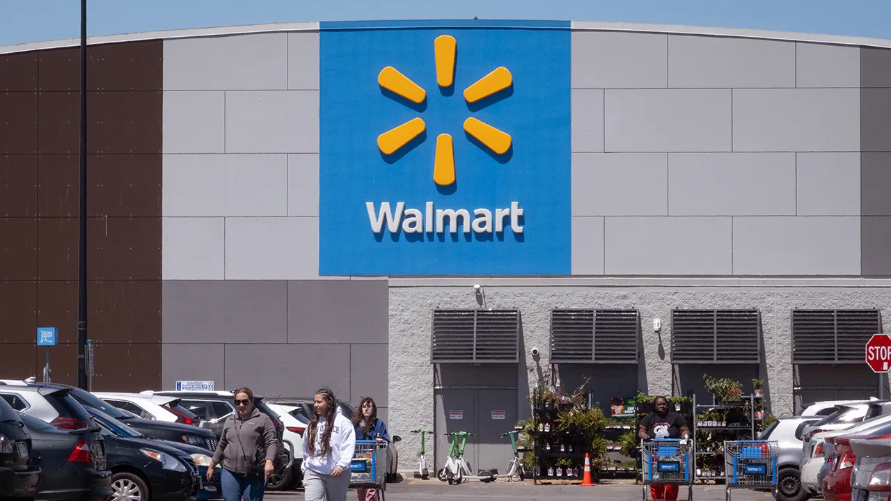 Walmart expands private brands with hardware overhaul, Mainstays Kids launch