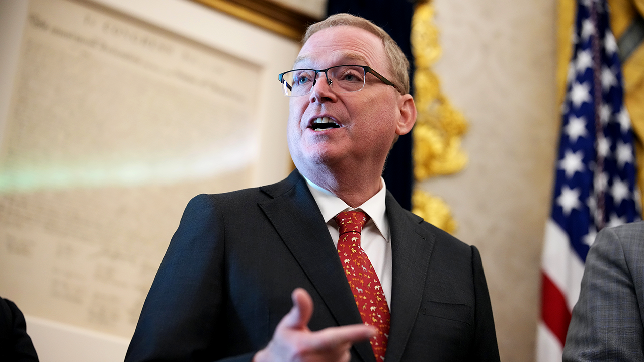 Inflation will fall sharply once energy prices ease, Hassett predicts