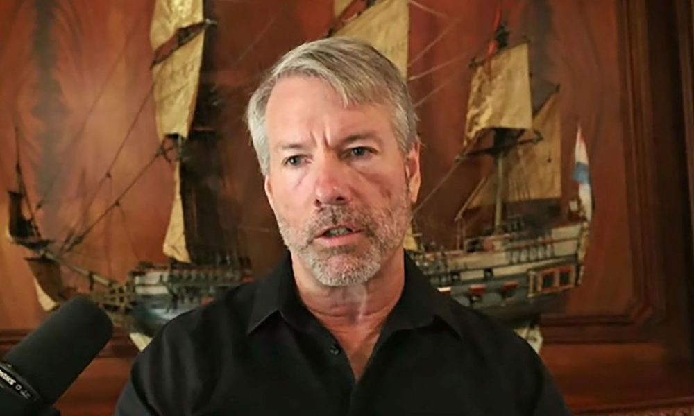 Michael Saylor backs STRC after strategy sells bitcoin to fund preferred dividends