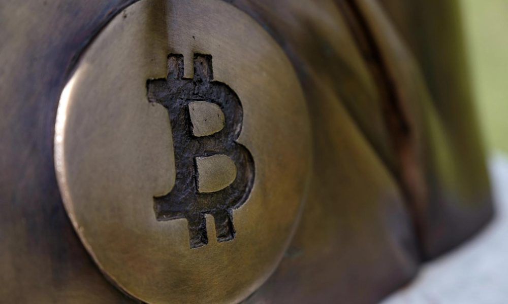 Satoshi-era BTC at center of $285 billion bitcoin lawsuit moves after 14 years