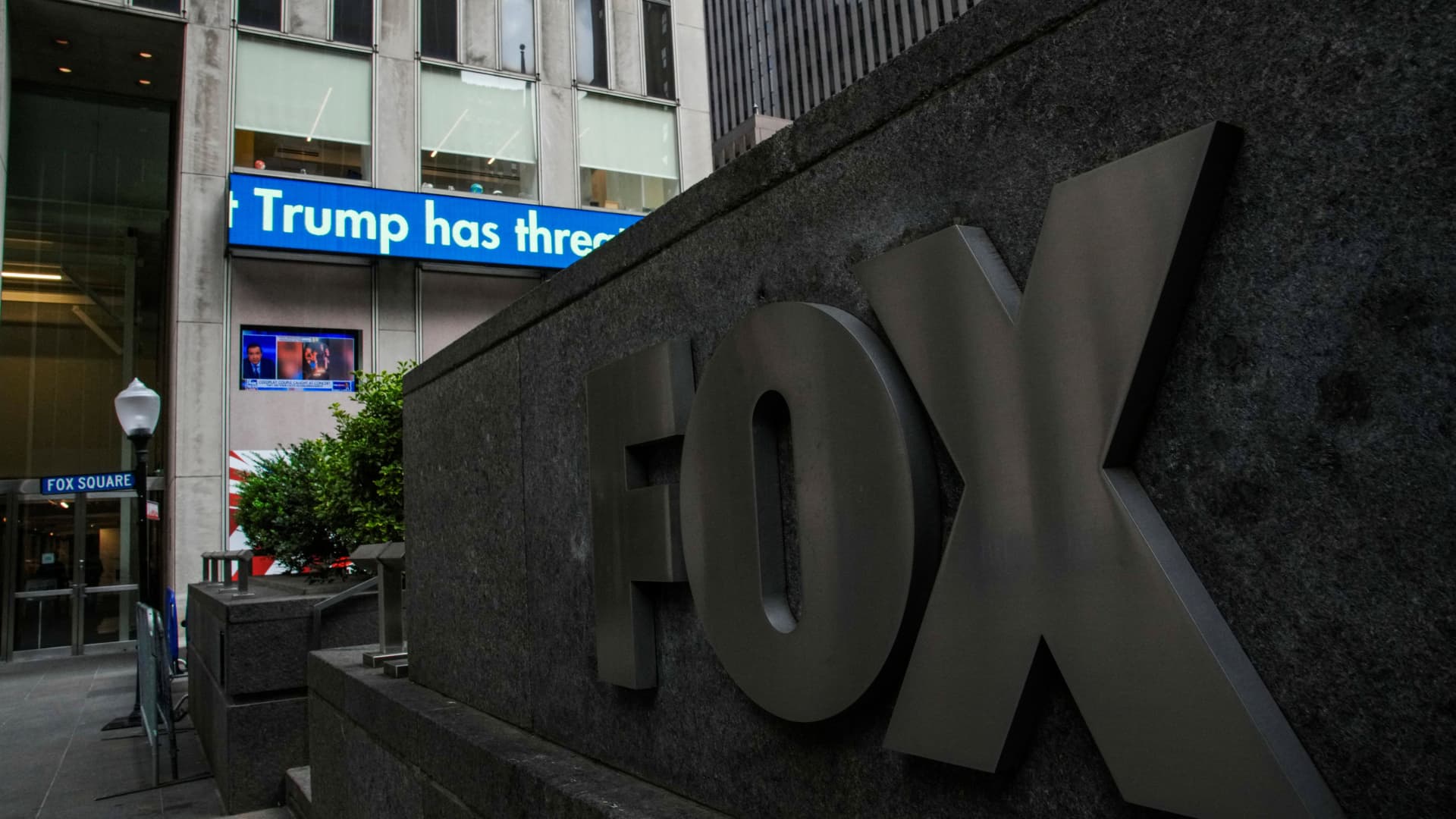 Fox to buy Roku for $22 billion